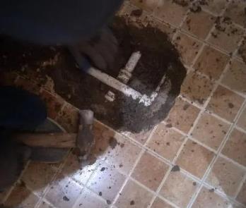 黄陂卫生间漏水维修公司为您分享下卫生间渗水如何处理及注意事项